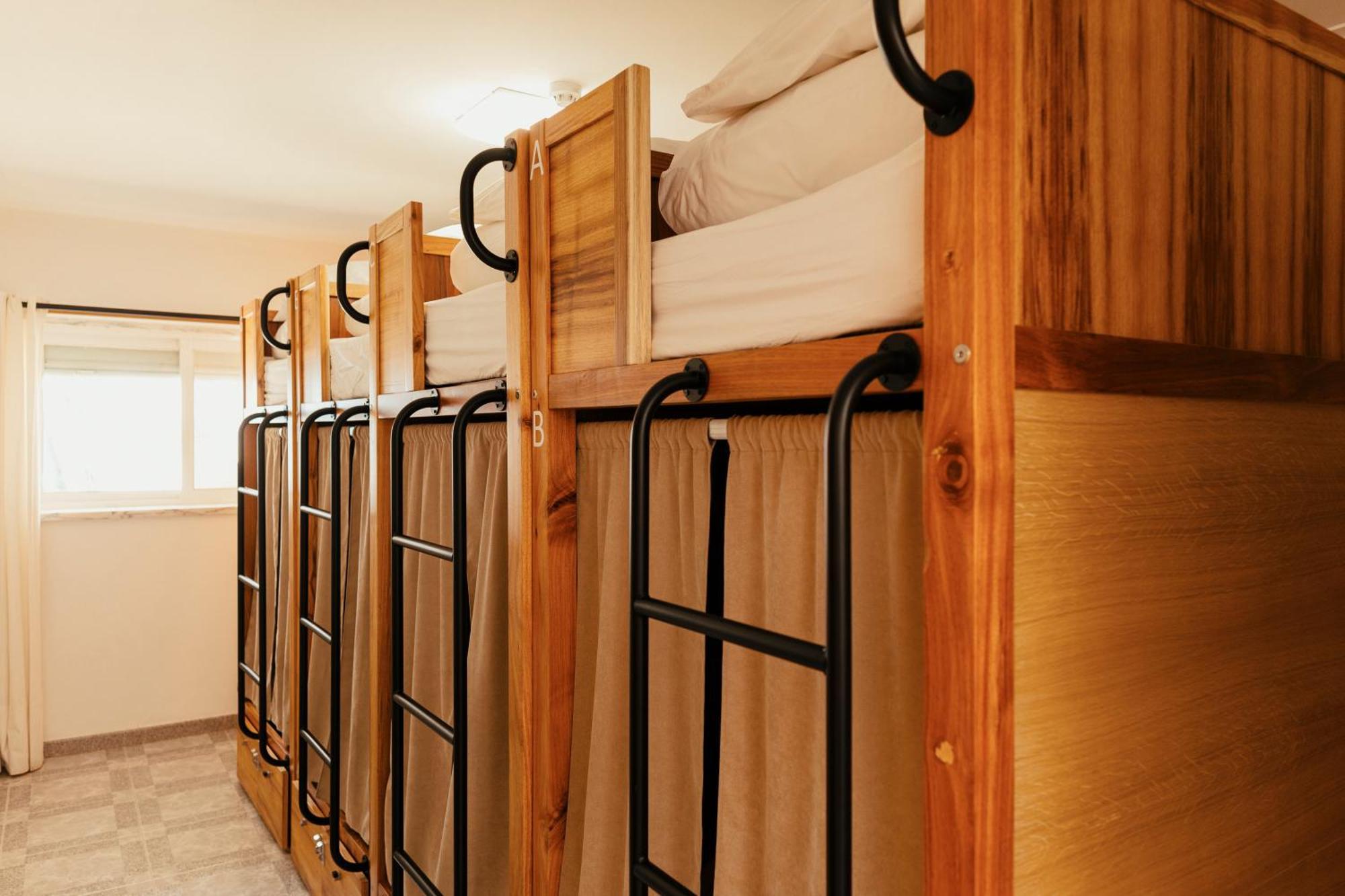 Hostel Lisbon Surf Carcavelos (Lisbon)