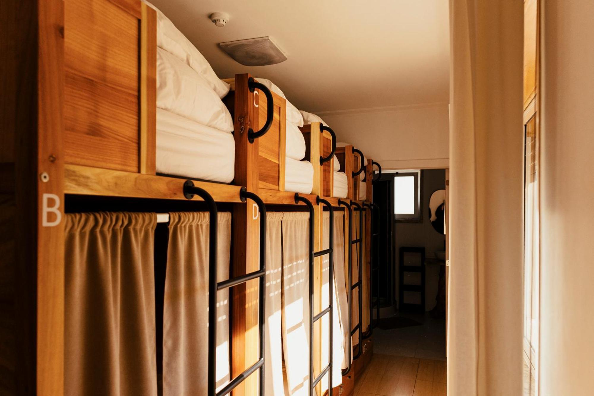 Hostel Lisbon Surf Carcavelos (Lisbon)